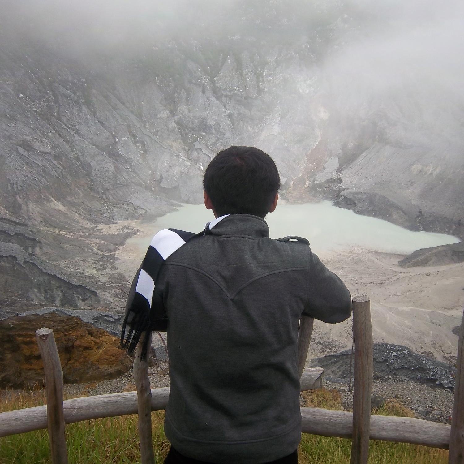 a_riesQ's profile picture. Karena semua terhitung..