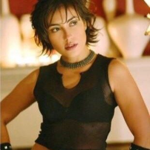 Im a sexy former vampire slayer turned evil by the devil. Dad:@BreathingHell1. Lover:@willowscooby. She is the love of my life. Rp.
