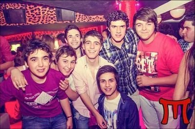 5a5e72e23056492's profile picture. 