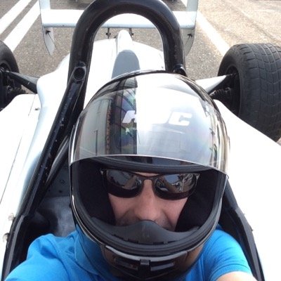 _T5_'s profile picture. Vader,echtgenoot,advocaat,muziekliefhebber,autofreak,hardloper, gezelligheidsmens #whjujk