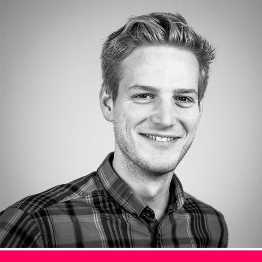 Thinks like a designer and speaks business. Corporate Accelerator at @boardofinno and full time supporter of #leanB2B. Spread the word ;)