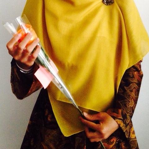 Allah lover | Al-Quran:buku yang paling sempurna | Mata:kamera yang paling canggih | Family of @arrosyid_id | I'm here now