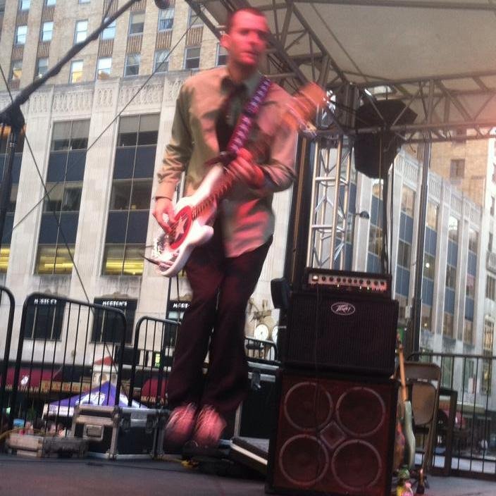 Master Bassist @ Tag.