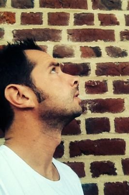 Brand Content Manager//Poseur de briques digitales @AgenceNikita @IAELille #Digital #Marketing #BrandContent #SocialMedia #InboundMarketing #IOT