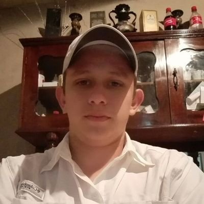 manfredodeleon's profile picture. CROCS ╰_╯Snapchat: manfredodeleon * INSTAGRAM: manfredodeleon •||• MRDB❤