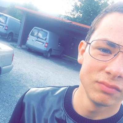 jonwillliam's profile picture. 