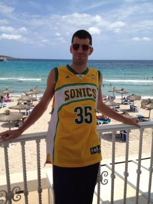 Entrenador del bàsquet base del club Joventut de Badalona Estudian GSFP d'Activitats Fisicoesportives