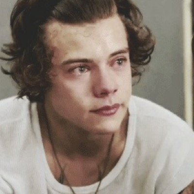 fiz o tt pra mostrar pra vcs como o harry será retratado se a fanfic after virar um filme // esse é o link pra assinar uma petição contra o FILME