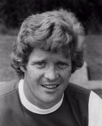 holsn's profile picture. Ukjent beundrer. #smalereferanser