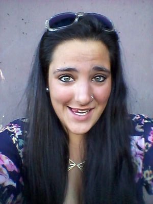 debby_dream's profile picture. morena de ojos verdes y muy soñadora, estudio en el Ies Monte da Vila y soy muy amiga de mis amig@s y aunque eso si tambien soy muy LOCAA!!