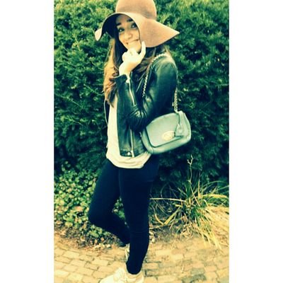 mitzyvangelder's profile picture. 