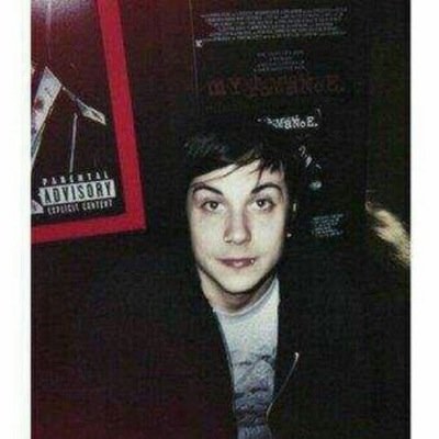 that iero boy looks mighty fine