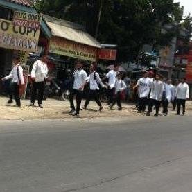 SINCE 25 'November' 1983★| Member Of Mamat★| 4Huruf berjuta cerita :) | Junior High School.