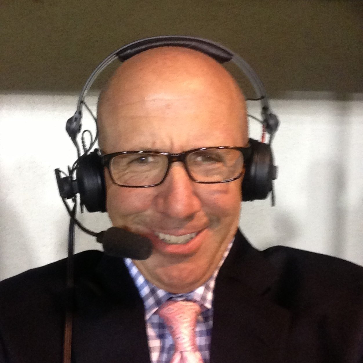 KTplaybyplay's profile picture. 