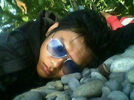 fDenny0704's profile picture.