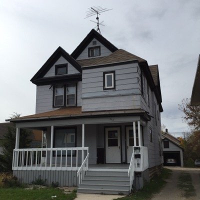 Main_St_Mansion's profile picture. Part-time Land owners, Full-Time Partiers.