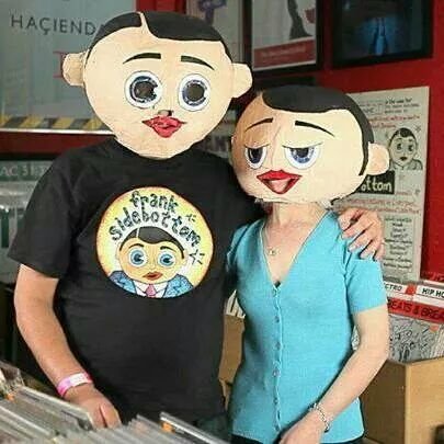 WA12Radio presenter,Partner to Eve,Father to Emily,Co owner of Boots the Tuxedo cat,fan of Frank Sidebottom,XTC and other decent choonage