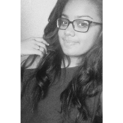 Follow main account // @woahchloee