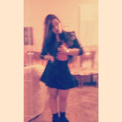 vaneMalik27's profile picture. All of me   EMZO