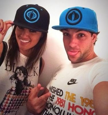 Holiii amo ser porcezaga siempre apoyare a @arizaga & @nicolaporcella desde España :)