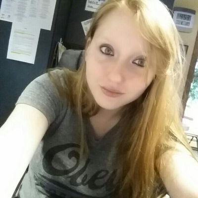 tinybubbles96's profile picture. 