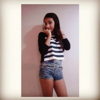 Nadie  tiene  dominio  sobre  el  amor ,  pero  el  amor  nos  domina  a  todos