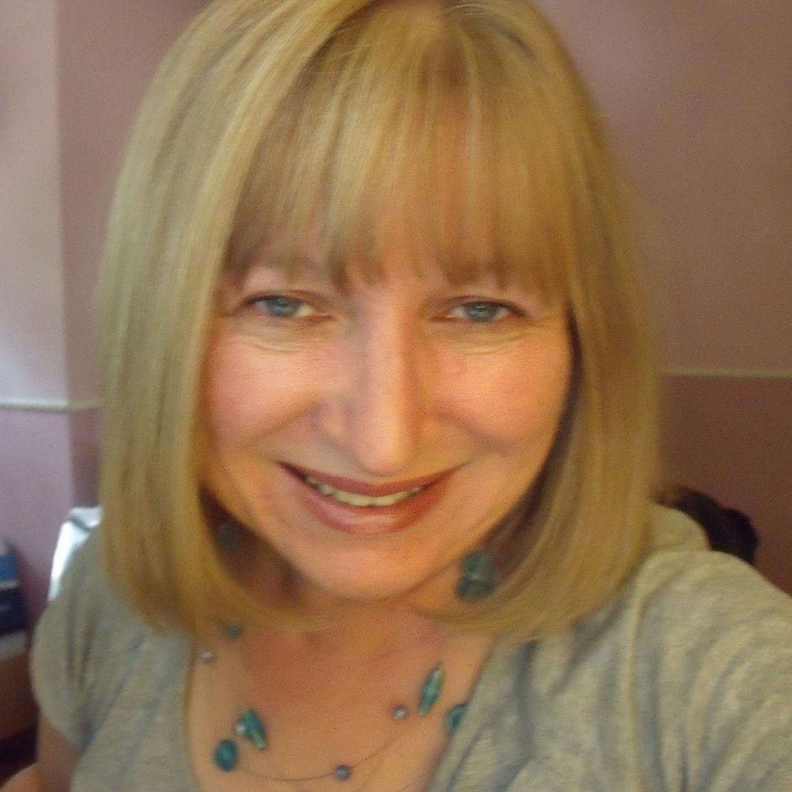 JoAnn_P's profile picture. Writer and editor with focus on articles, newsletters, magazines, Web. Healthcare a specialty. Wife to Ben, mom to Winnie. Reader, art, music and movie lover.
