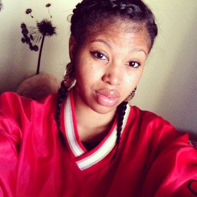 Im just a small girl in a big world .....making the best of life                    IG: Redlips6016 #CollegeBound #SIUC18