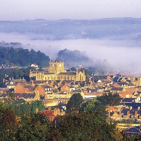 Amateur choir, specialising in classical music, bringing great music to audiences in Hexham, Northumberland UK. Tweets by soprano, Esther Urwin