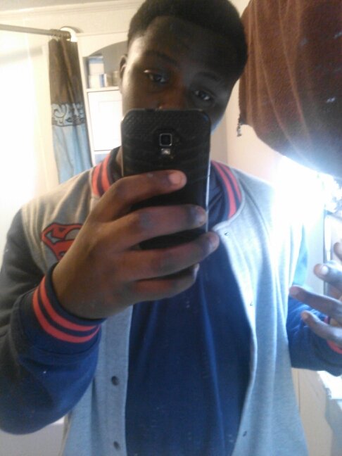 FOLLOW ME ON TWITTER BE A SAVAGE