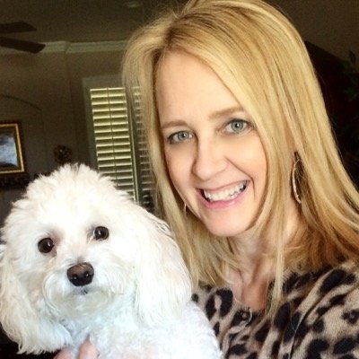 lynnnieb's profile picture. Travel nerd. Disneyholic. Certified food lover. Mom. Survivor.