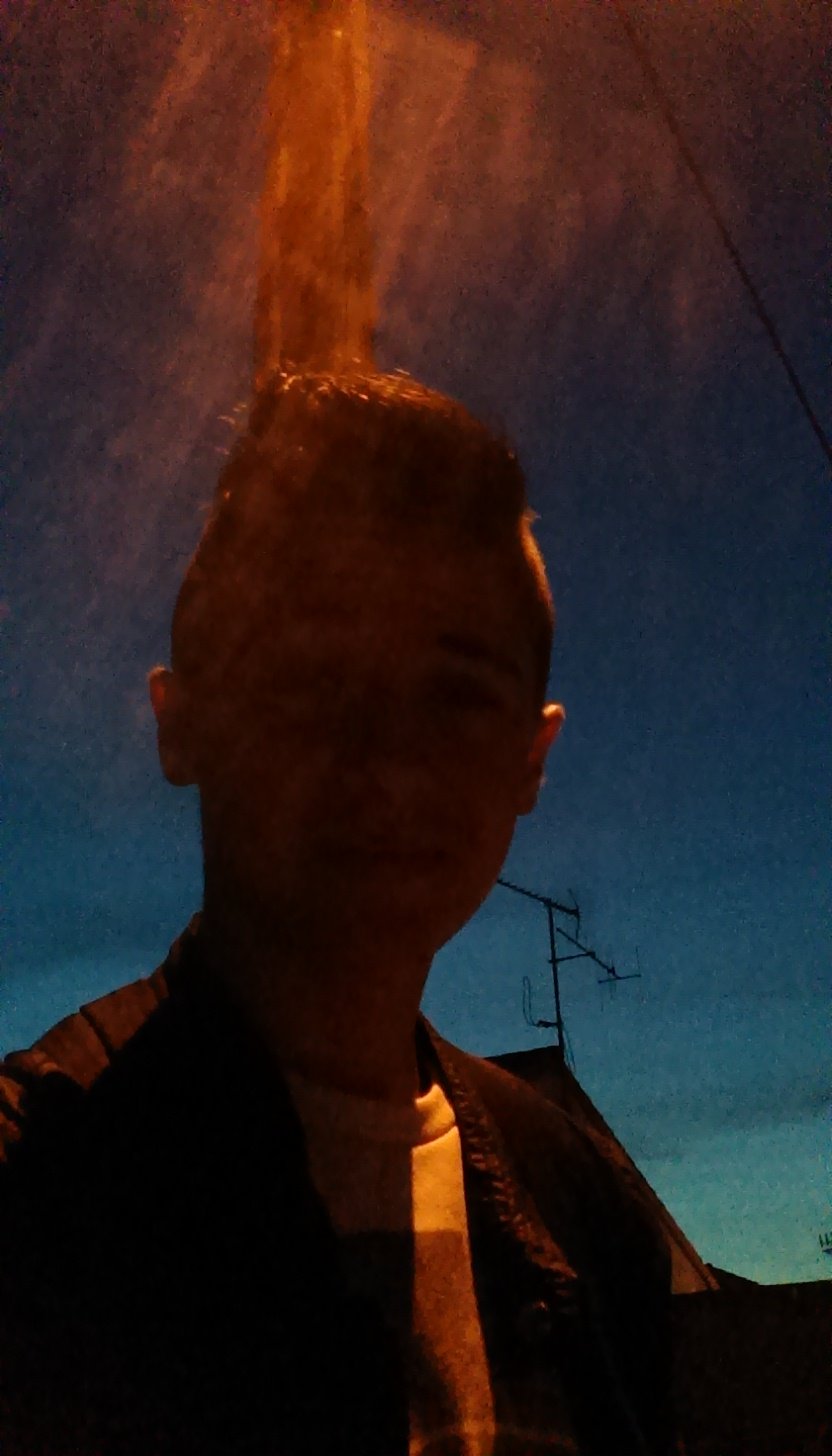 251014 .     R-La seule.