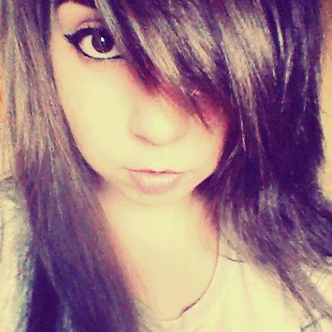 Meu nome é Andreia ^-^ Gosto de preto e de algodão doce S2