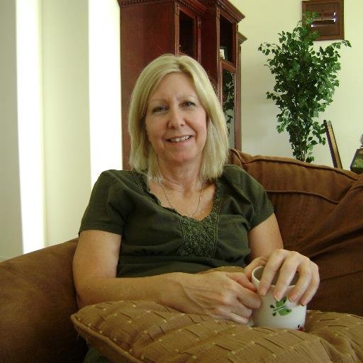 Thankful Catholic wife, mother, grandma and Trump supporter.
