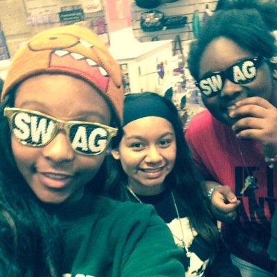 og3 (original girls 3) is a group of girls that are bestfriends that made a R&B group lil shorty the singer,unique the singer and lyric the rapper.