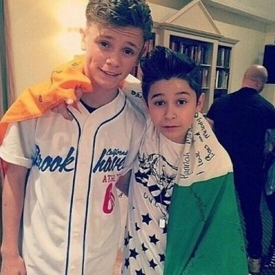 leosgirl336x's profile picture. Bars And Melody-perfect x
Leondre+Charlie=my boys x!
please follow me B.A.M !!xo
i love uses xo