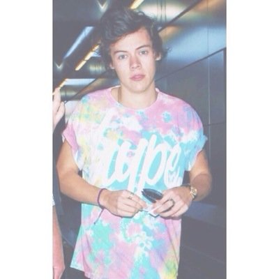 ✿ SI JE T'AI FOLLOW VA ME SUIVRE SUR MON COMPTE @VANSXIRWIN JE FOLLOW BACK TOUT LE MONDE ✿