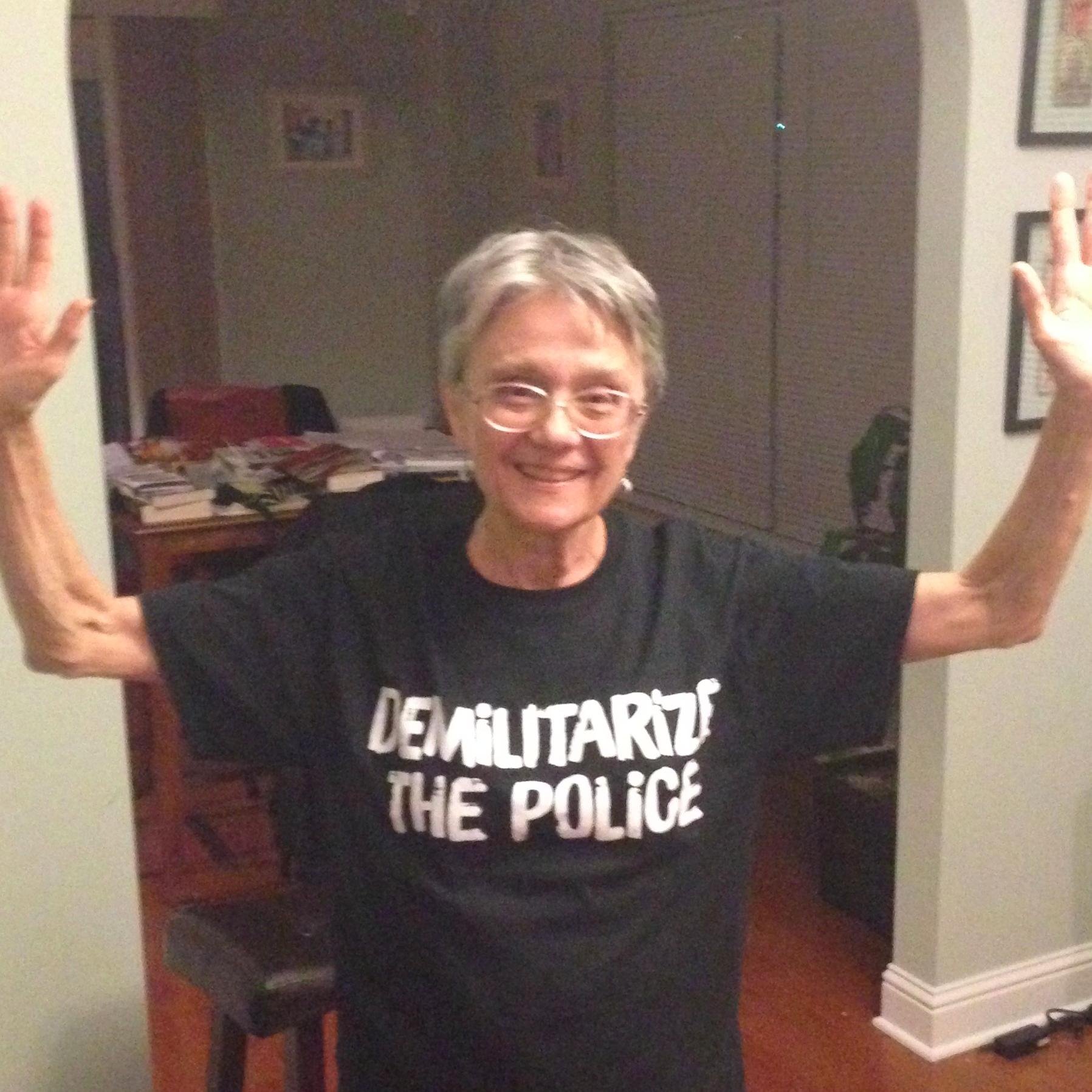 mphillips122's profile picture. 