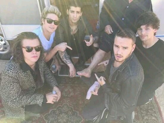 l Love One Direction  Niall Louis Liam Harry Zayn 3 Directioner Forever :3
