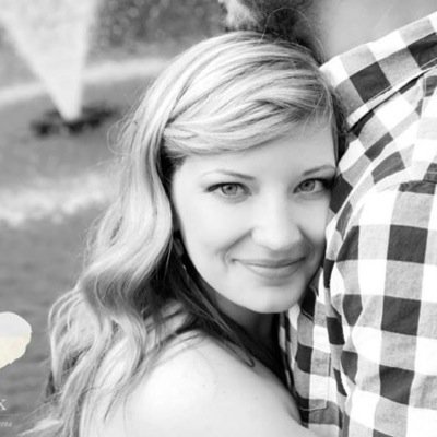 live with intention. listen hard. love with all you've got.

Wife • Thinker • Extrovert • Adventurer