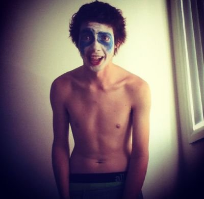 Just your average 17 year old Aussie. Loves Lady Gaga. Openly Gay.