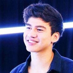 readbio0125's profile picture. Hiii! I just made this account and gave you a free follow! Follow me @CashtxnsCharm ilsym thank you