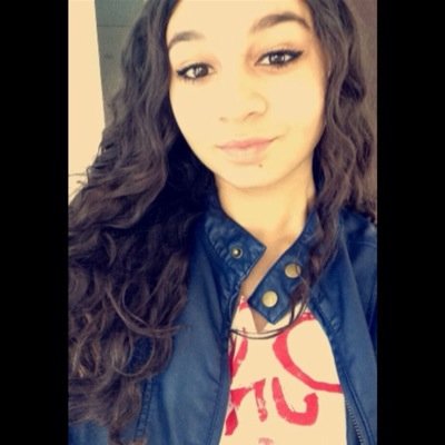 Raffaellaganga's profile picture. Liemerscollege - instagram raffaellaganga -love me family- fight for what you want you just do not get it- opbouwen duurt jaren kwijt raken een seconde