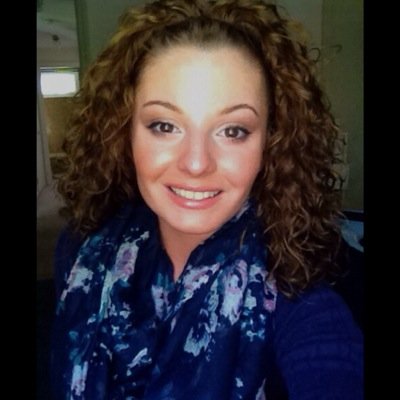 Never touch anything with half of your heart ❤️ Cosmetologist and fitness lover!