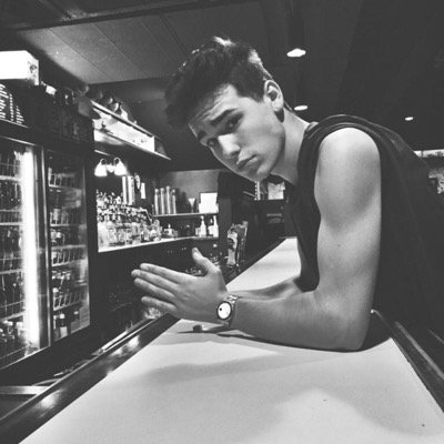 DM me your confessions with Jacob and we'll post them anonymously!!