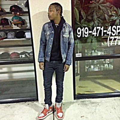 kik:SaQuan__ InstaG:TheRealSaQuan