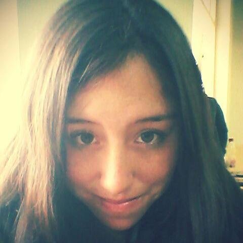 ♥ Hola *-* Soy Una Niña Simpatica, Alegre y Muy Divertida.. Hija de Dios xD. Sigueme Y Te Sigo... Follow My And Follow Back ;D