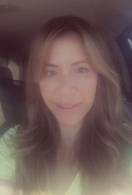 GlorialeoGs's profile picture. 