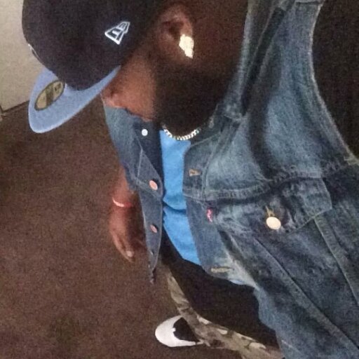 Welcome to the mind of a maniac straight skitzo! I'm just me what you wanna knoe #teamRUDE #teamDAD follow me on instagram dirt_mcgirt85