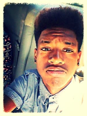 me nd my basketball squad be out here eating 9-20-14 N&N thing I stay ON never off on my sckool nd basketball shit follow me